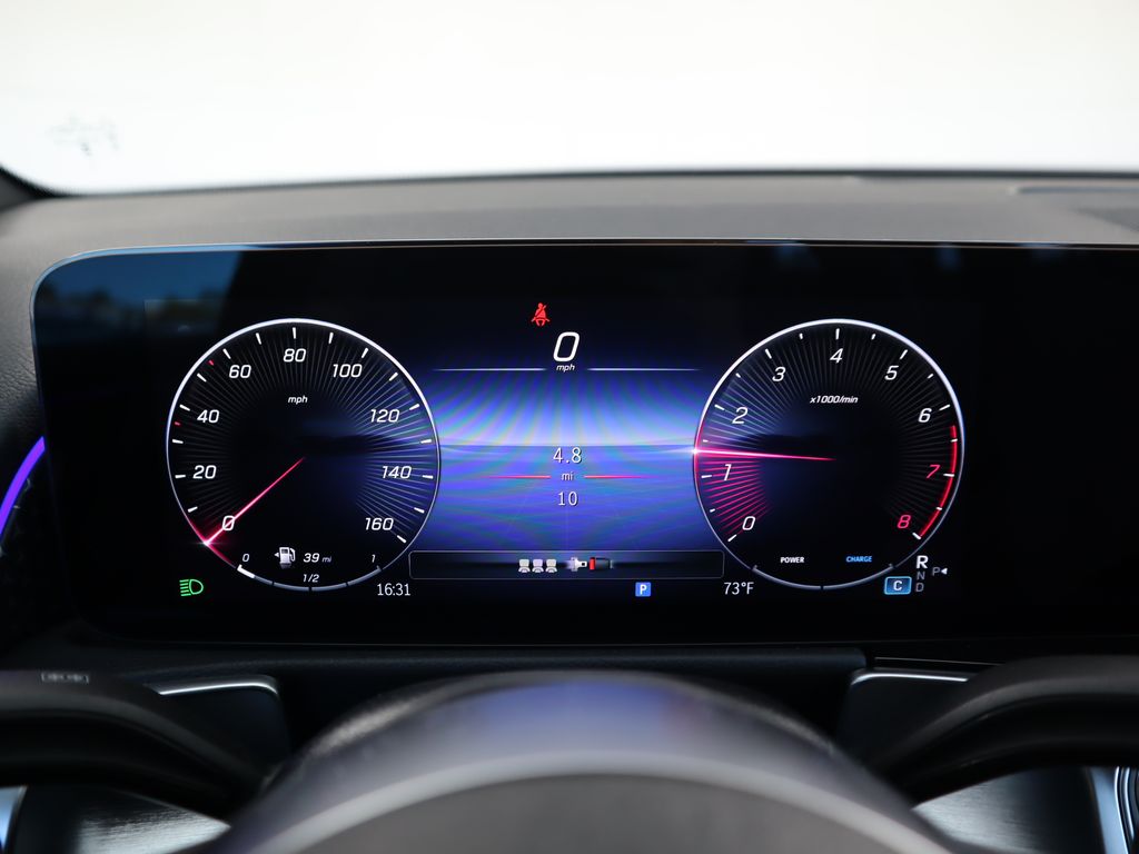 2025 Mercedes Benz GLB 250 photo 31