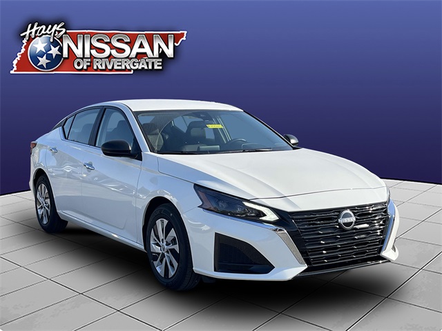 2025 Nissan Altima S's photo