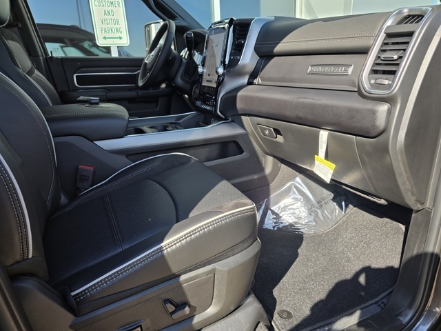 2025 Ram 2500 Laramie photo 14