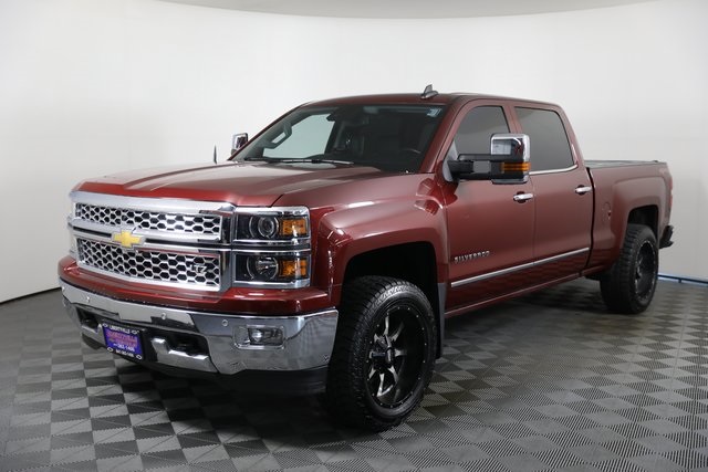2015 Chevrolet Silverado 1500 LTZ photo 2