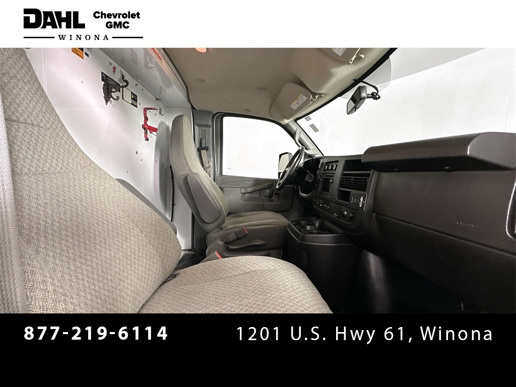 2019 Chevrolet Express Cutaway Work Van photo 20