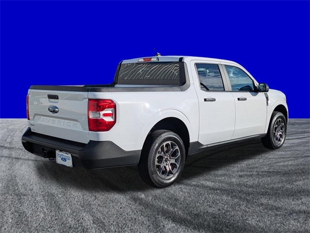 2023 Ford Maverick XLT photo 2