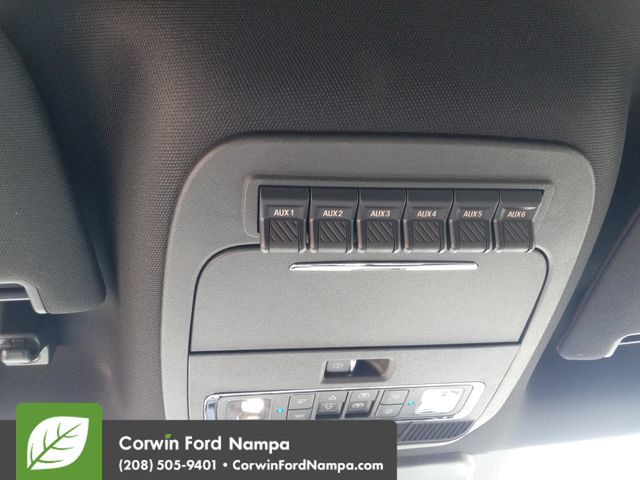 New 2025 Agate Black Metallic Ford Platinum image 24