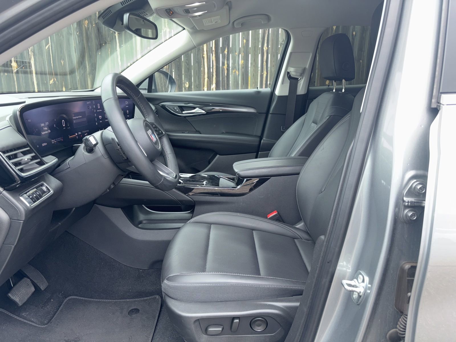 2024 Buick Envision Preferred photo 8