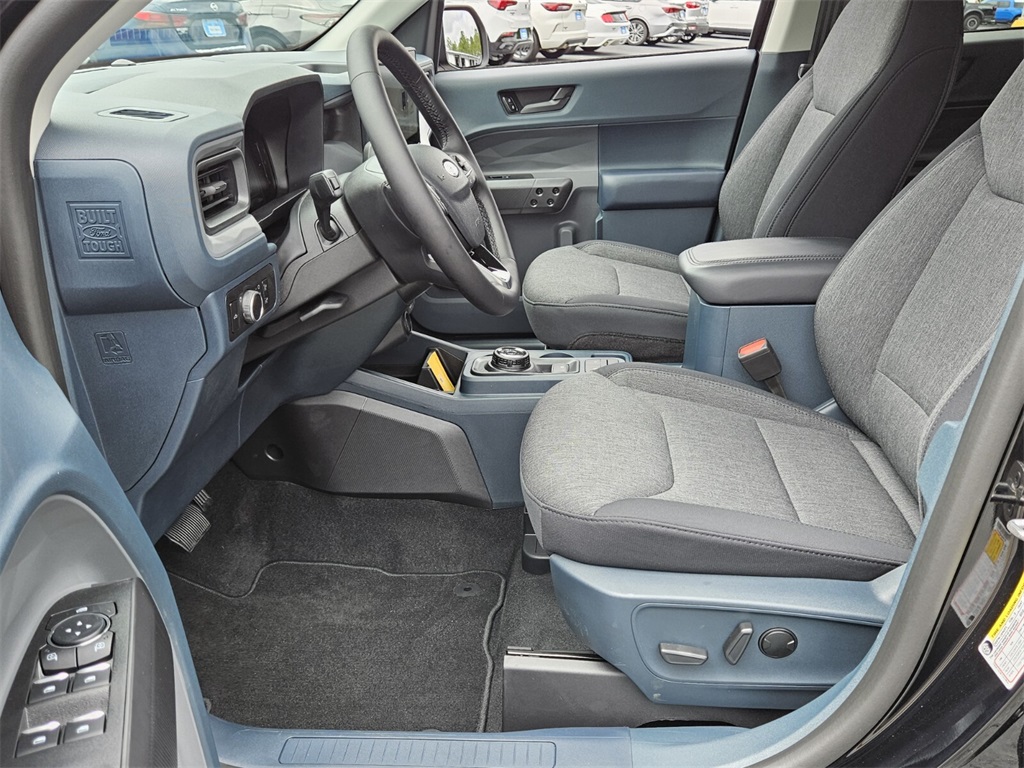 2025 Ford Maverick XLT photo 3