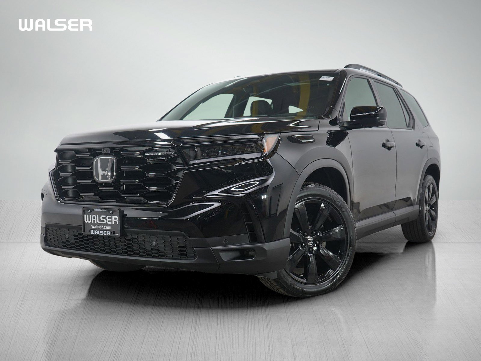 2025 Honda Pilot Black Edition's photo