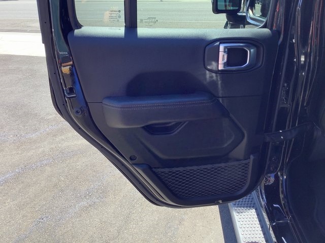 2022 Jeep Wrangler Unlimited Sahara 4xe photo 26