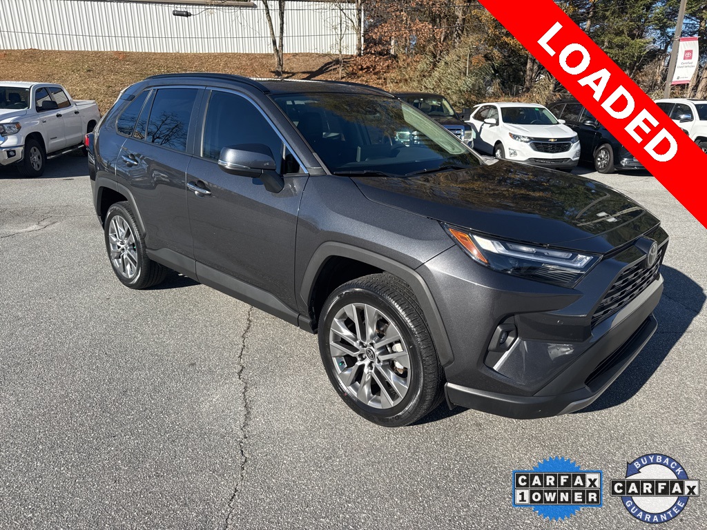2023 Toyota RAV4 Limited's photo