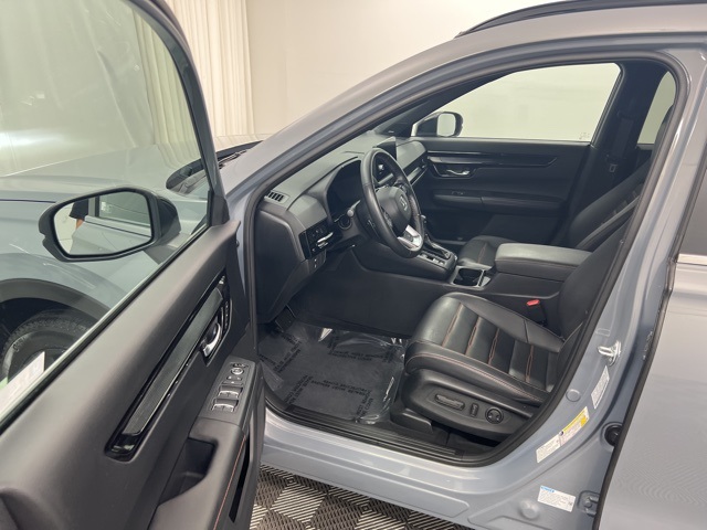 2023 Honda CR-V Hybrid Sport Touring photo 11