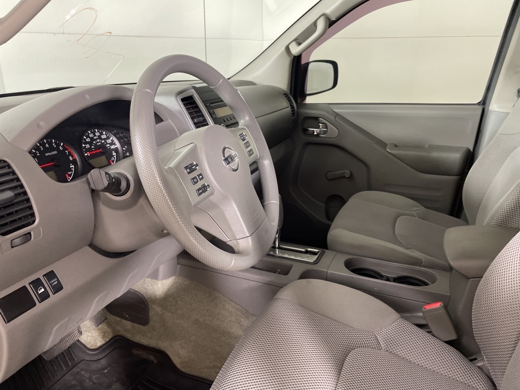 2015 Nissan Frontier S photo 18
