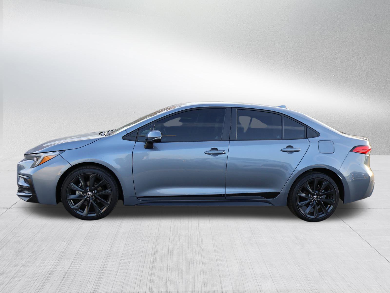 2023 Toyota Corolla SE photo 4