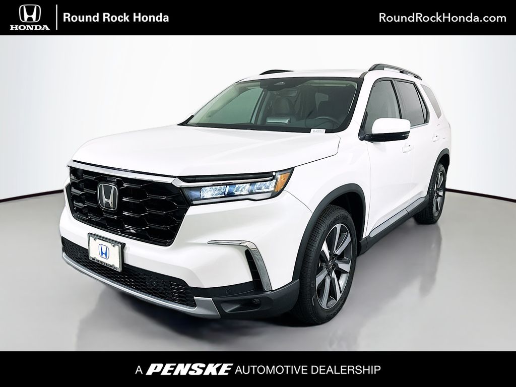 2025 Honda Pilot Touring's photo