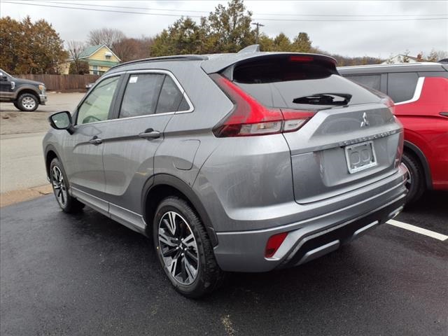 2025 Mitsubishi Eclipse Cross SEL photo 3