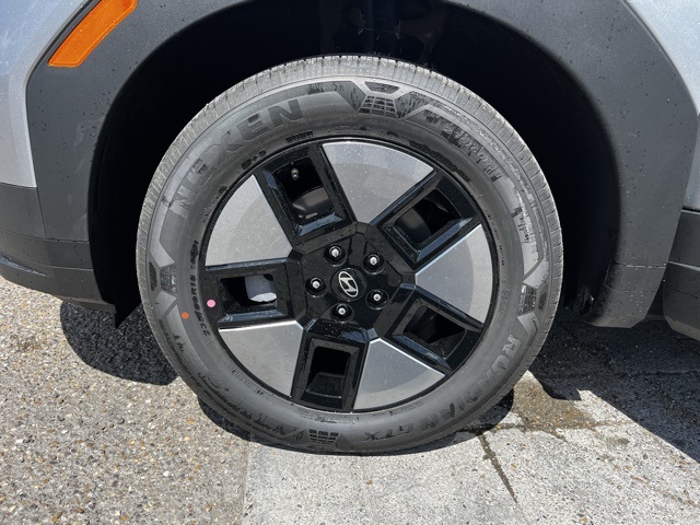 2026 Hyundai Santa Fe SE photo 3