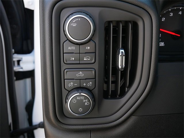 2026 Chevrolet Silverado 1500 Custom photo 12