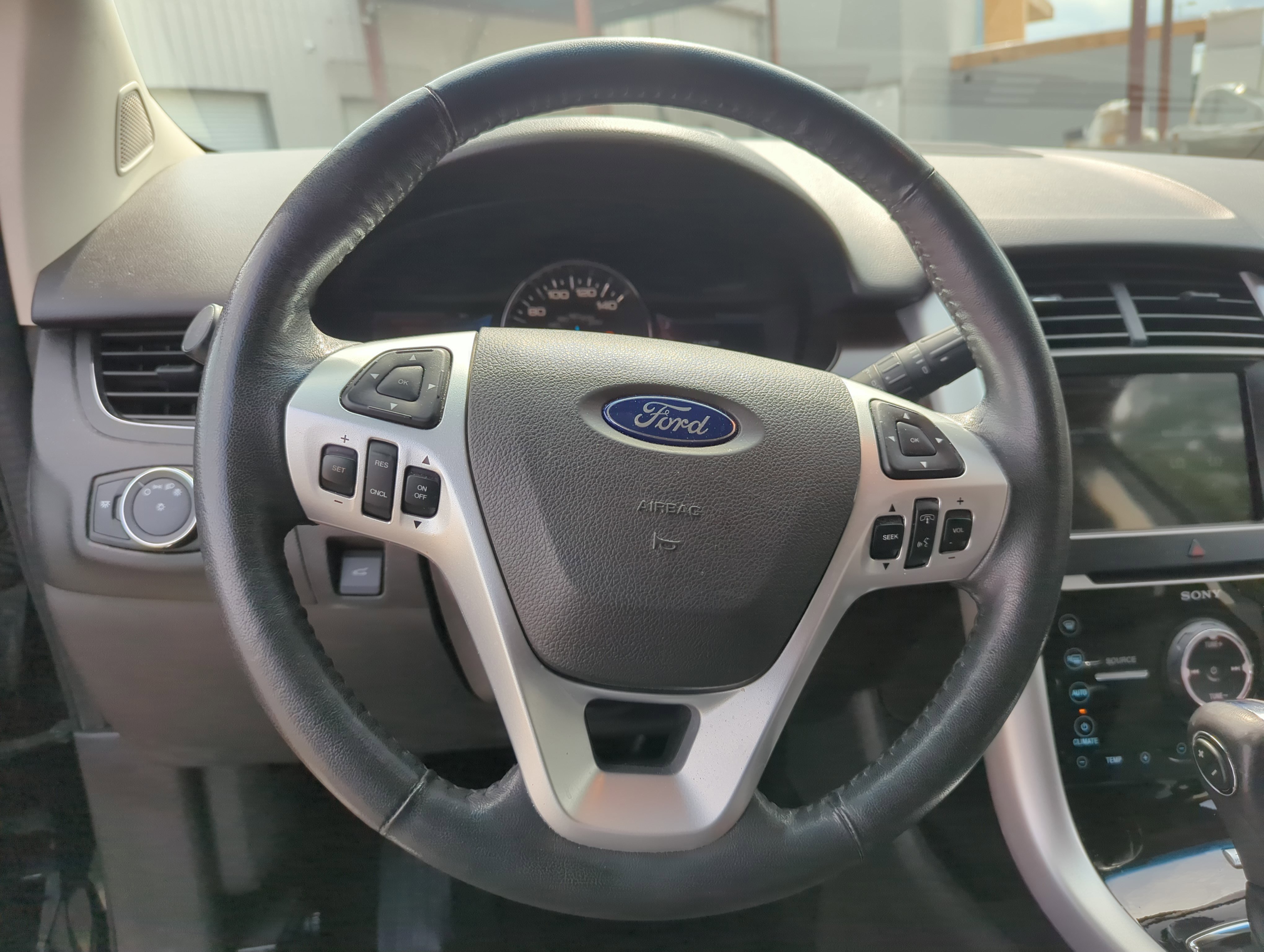2013 Ford Edge Limited photo 13