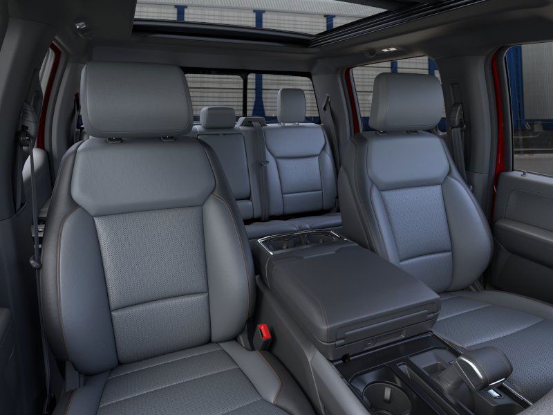 2025 Ford F-150 Lightning Lariat photo 10