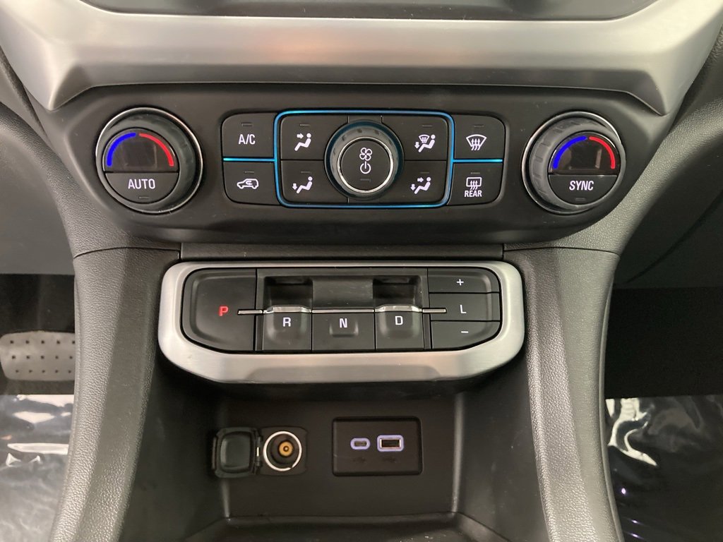 2021 Gmc Acadia SLE photo 2