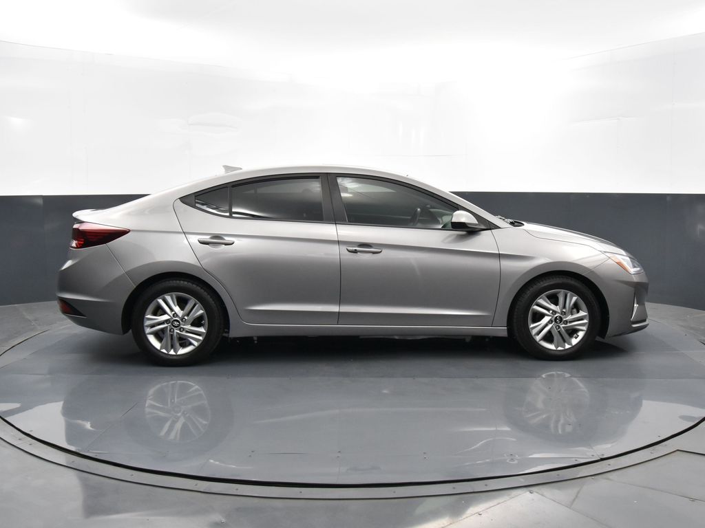 2020 Hyundai Elantra Value Edition photo 35