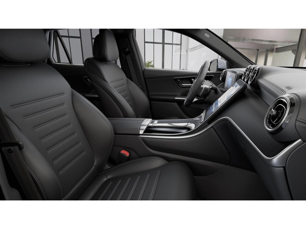 2025 Mercedes Benz GLC 300 4MATIC photo 4