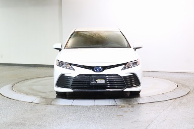 2023 Toyota Camry Hybrid LE photo 7