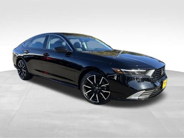 2025 Honda Accord Hybrid Touring's photo