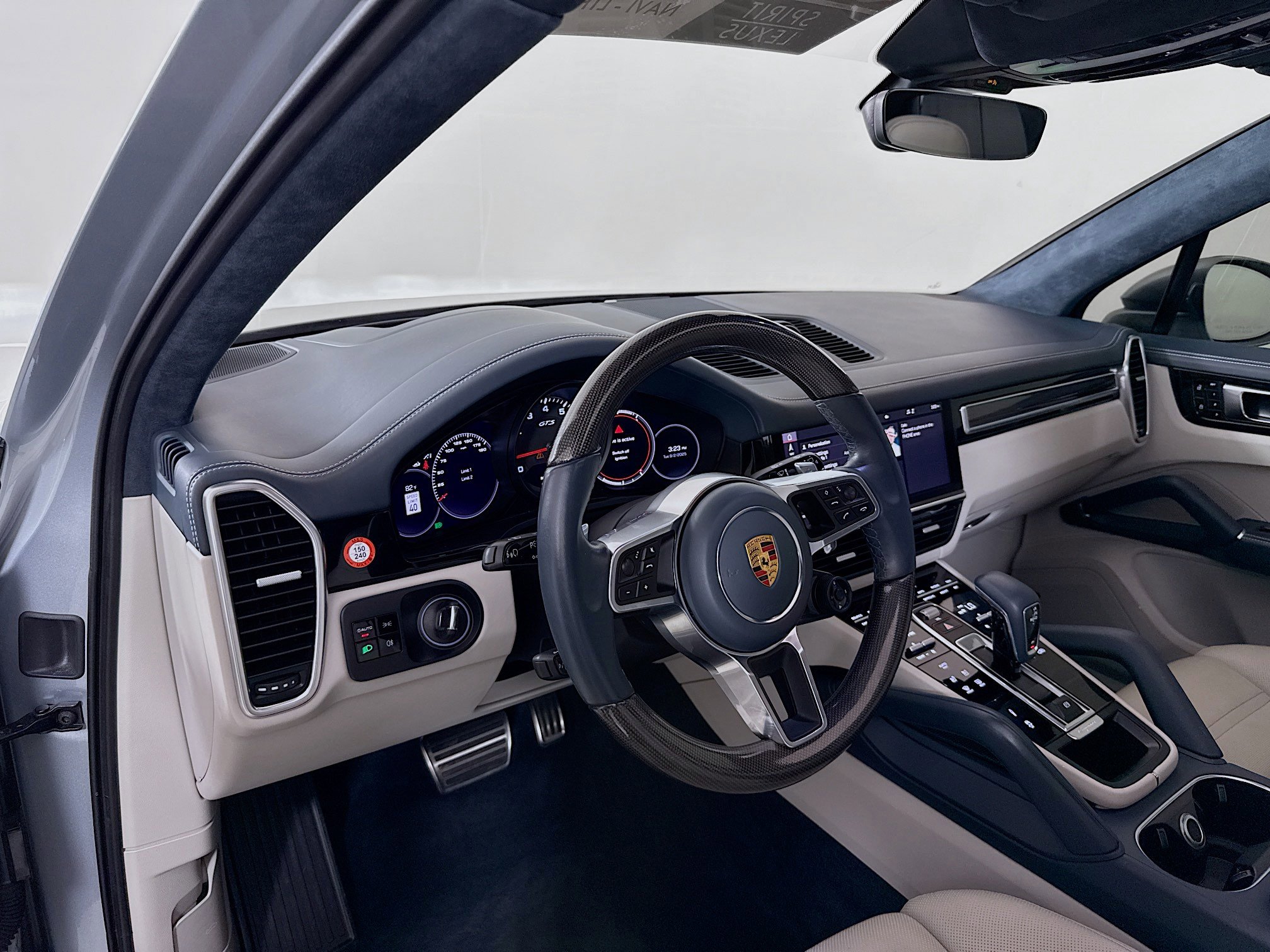 2021 Porsche Cayenne GTS photo 9