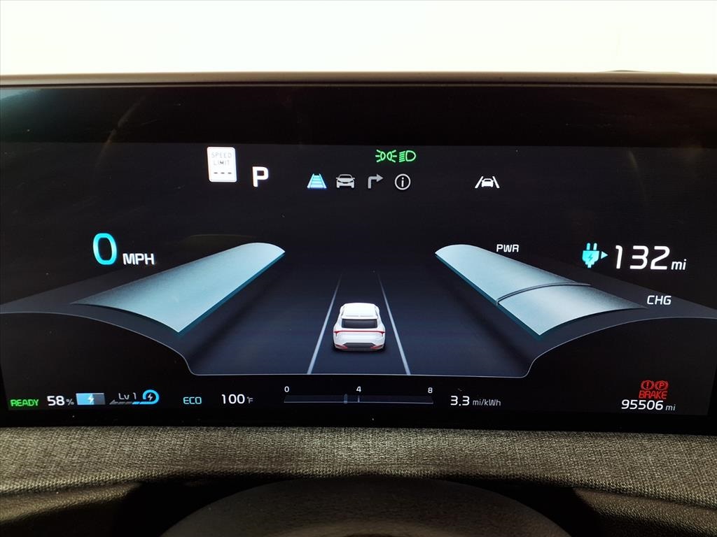 2022 Kia EV6 Wind photo 16