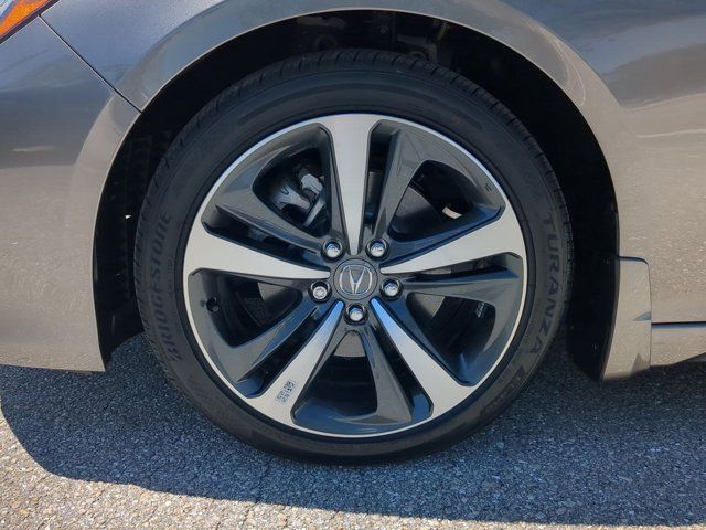 2025 Acura TLX Technology photo 11