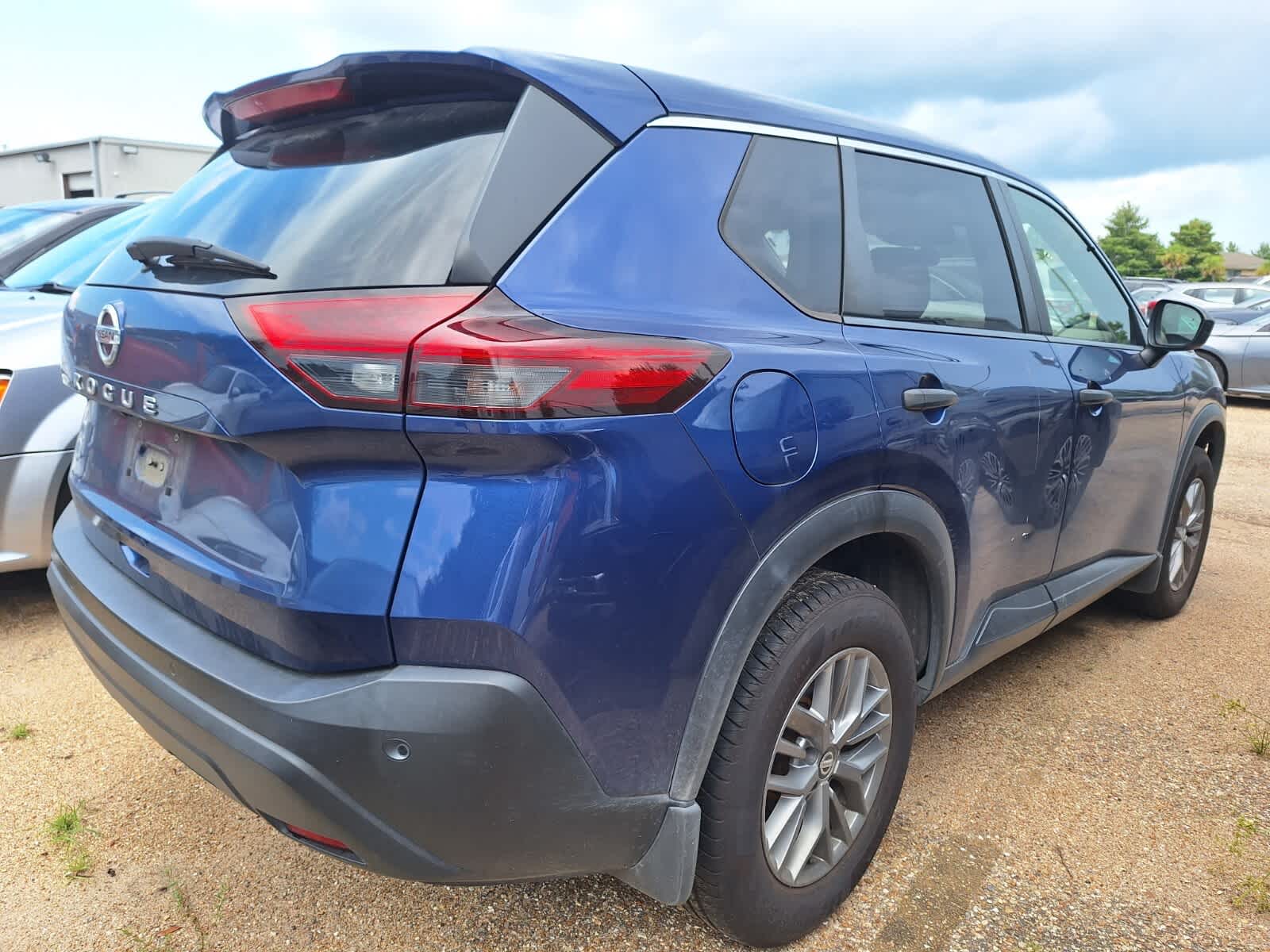 2021 Nissan Rogue S photo 4
