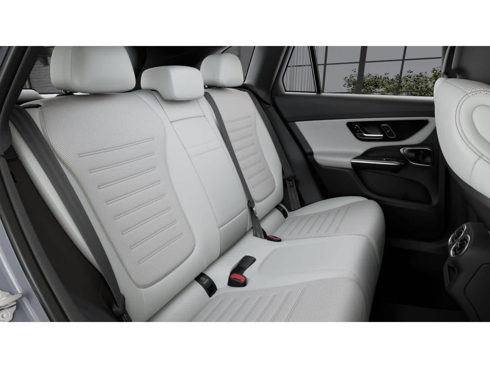 2026 Mercedes Benz GLC 300 photo 4