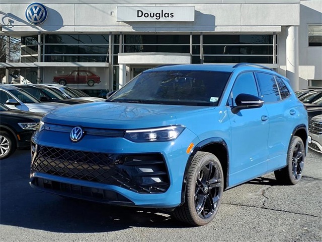 2025 Volkswagen Tiguan SE R-LINE BLACK