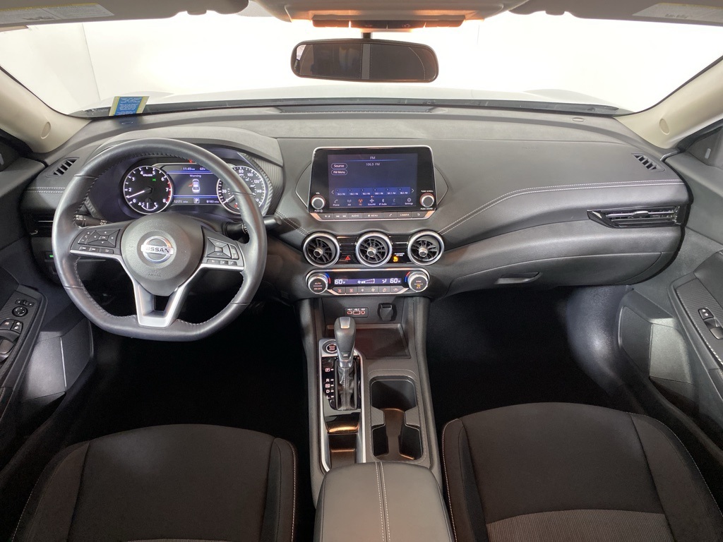 2020 Nissan Sentra SV photo 2