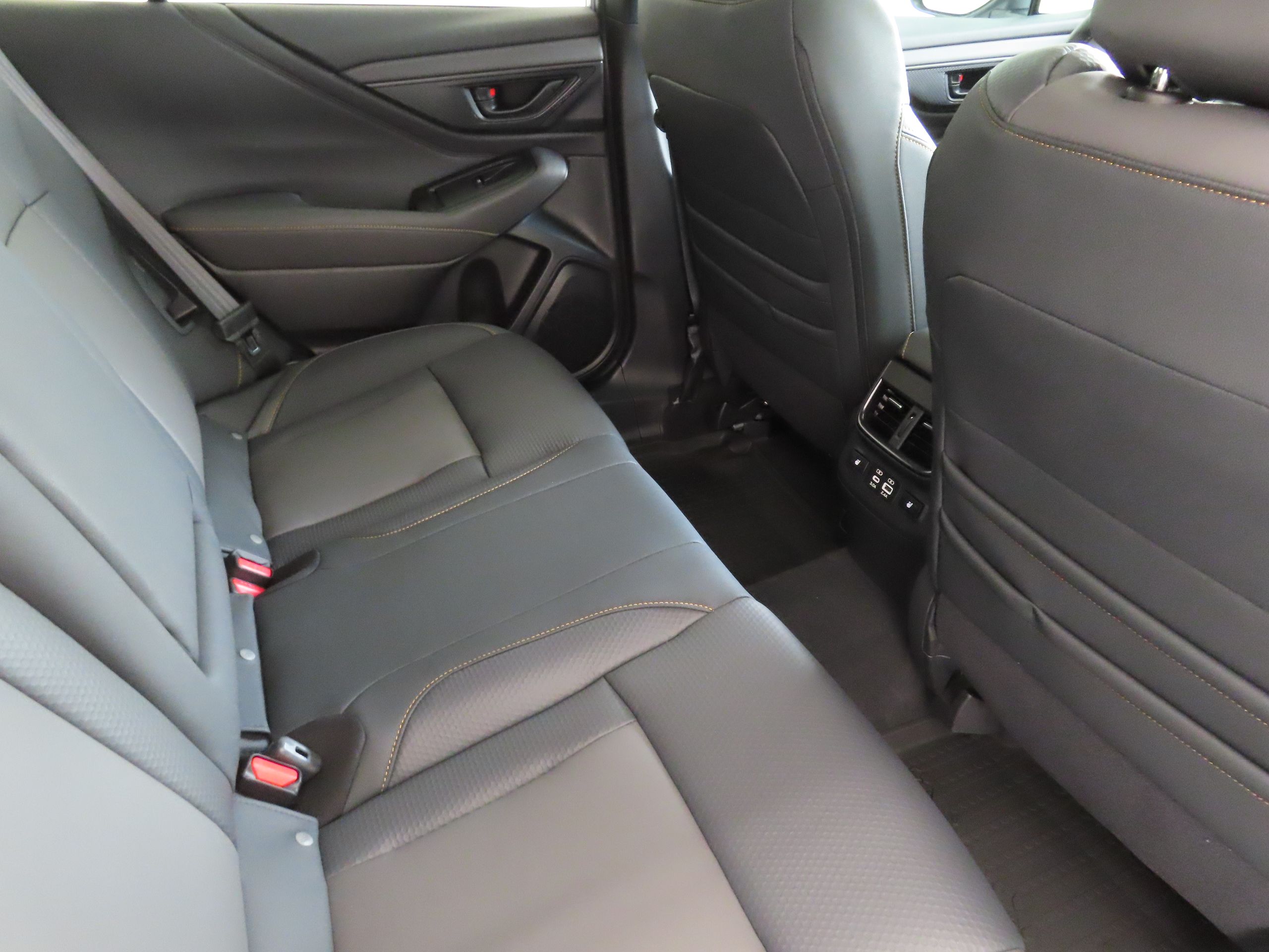 2025 Subaru Outback Wilderness photo 18