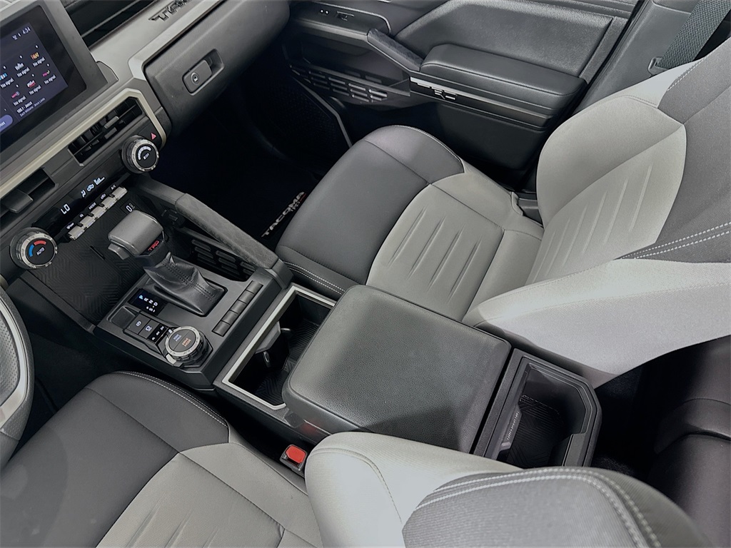 2024 Toyota Tacoma TRD Sport photo 22