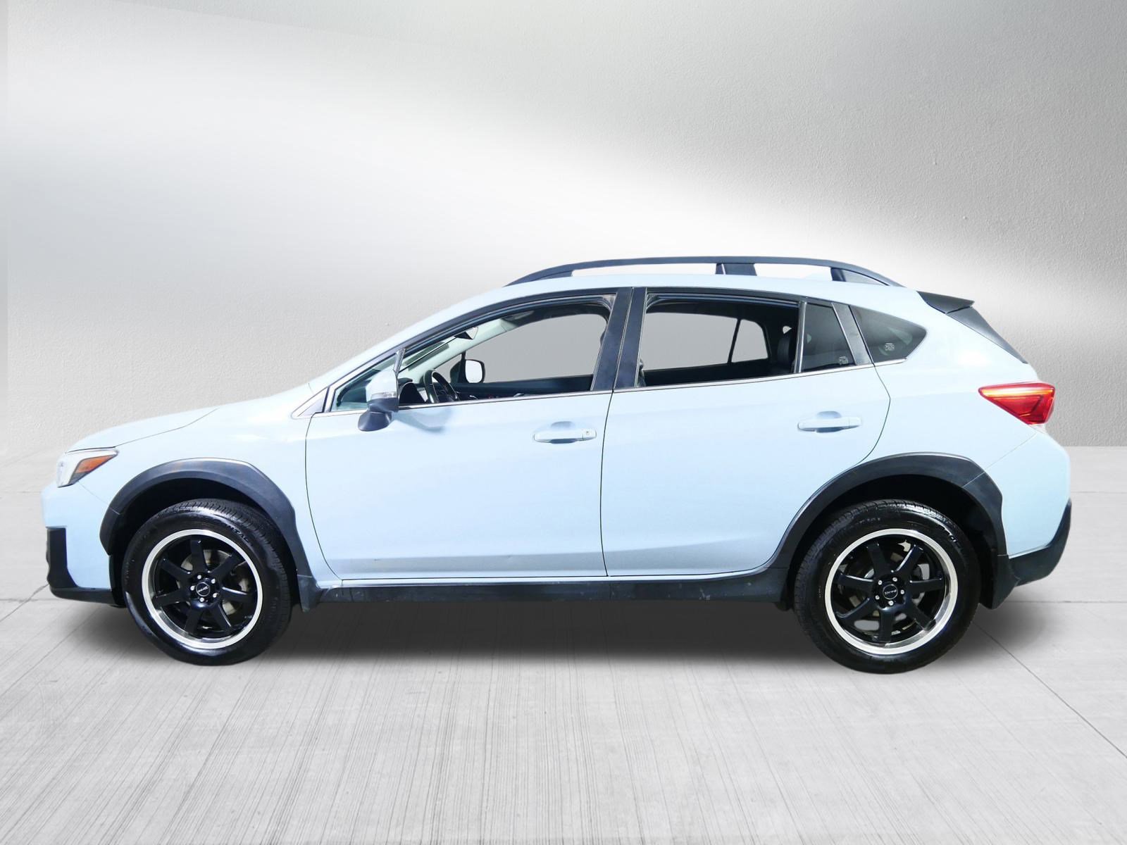 2020 Subaru Crosstrek Limited photo 2