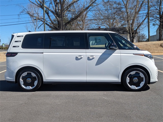2025 Volkswagen ID. Buzz Pro S photo 3