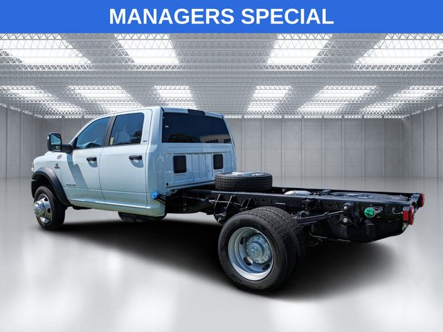 2024 Ram 4500 SLT photo 4