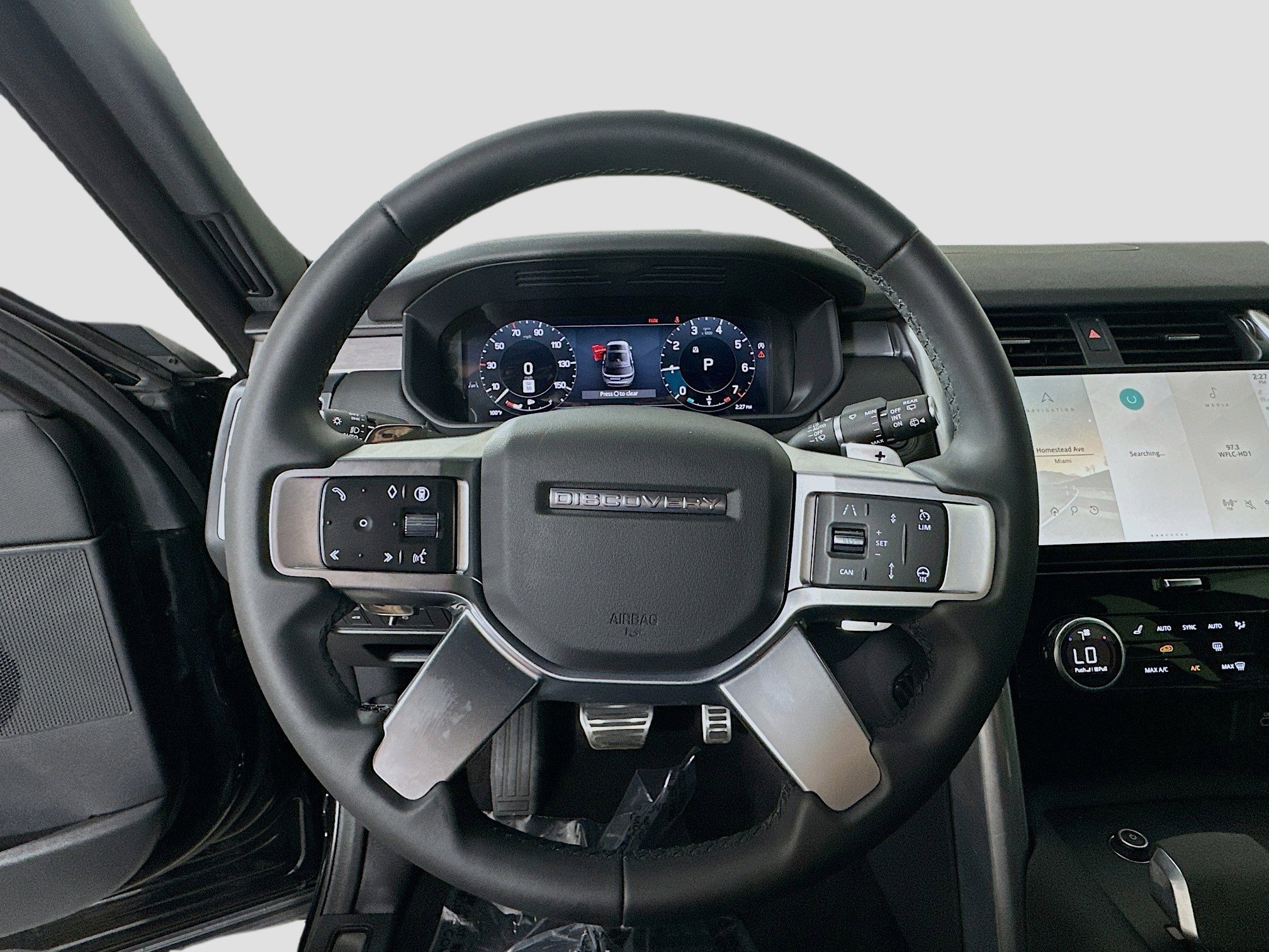 2024 Land Rover Discovery SE photo 6