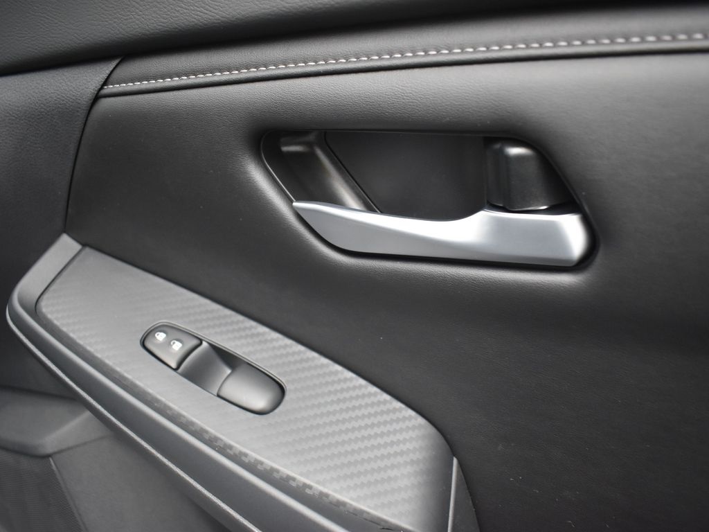 2025 Nissan Sentra SV photo 22