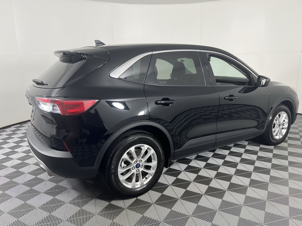 2022 Ford Escape SE photo 9