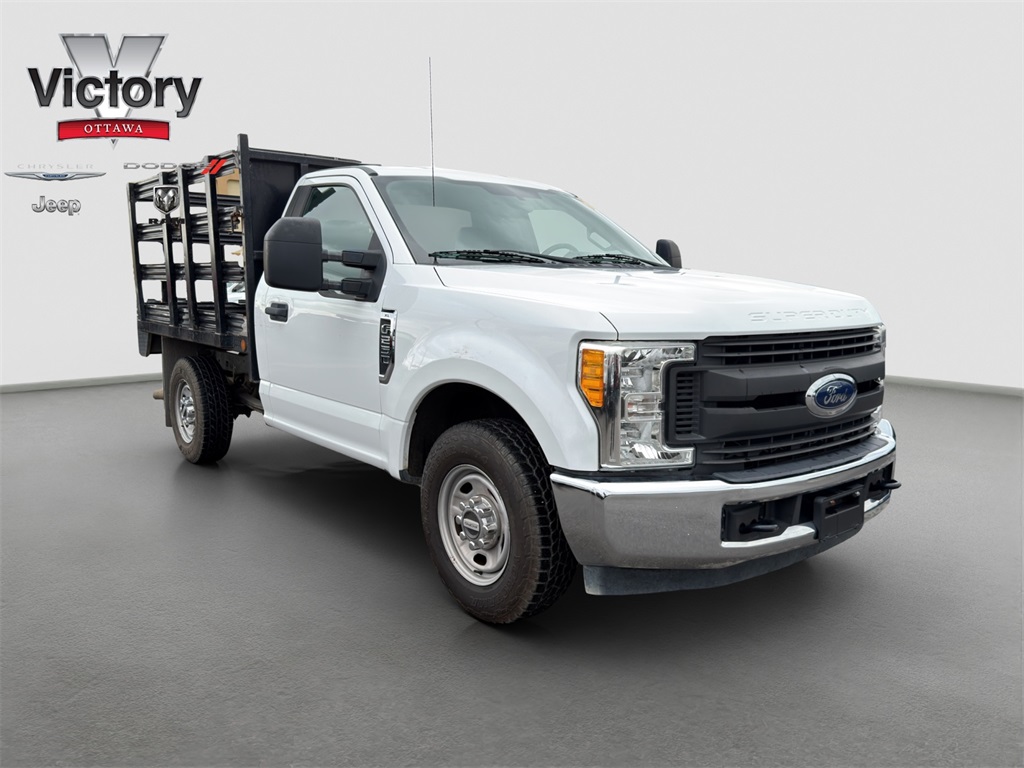 2017 Ford F-250 photo 2