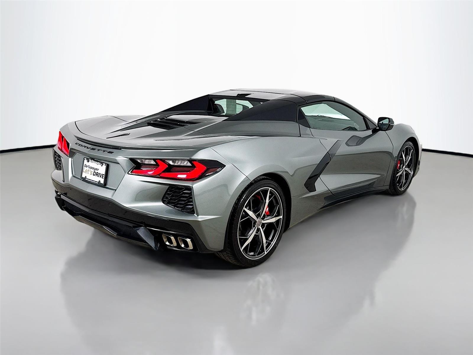 2022 Chevrolet Corvette Stingray 2LT photo 7
