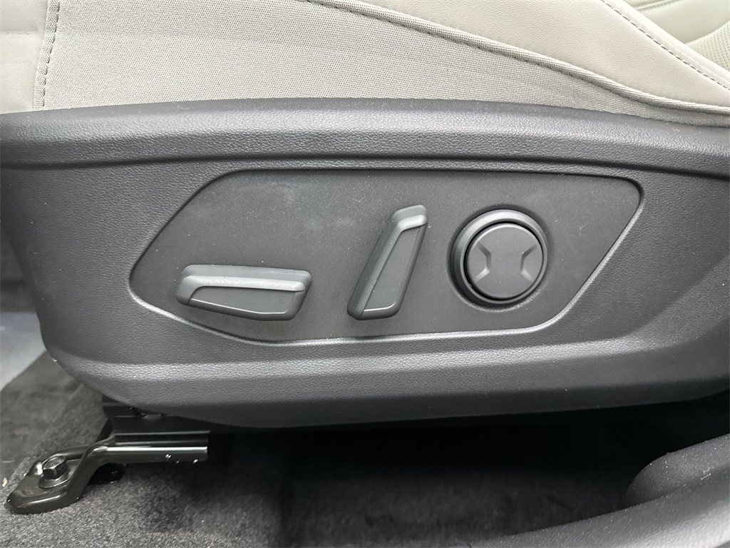 2025 Hyundai Tucson Hybrid SEL Convenience photo 10