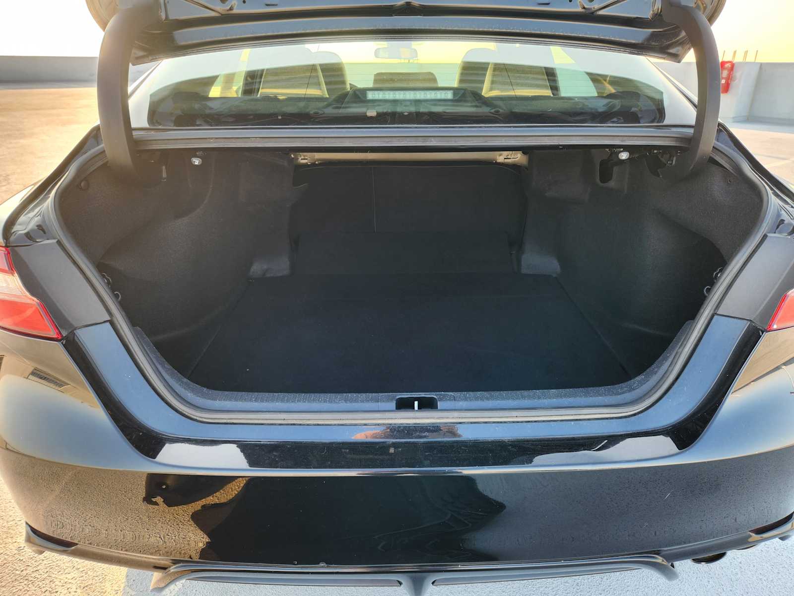 2023 Toyota Camry SE photo 30