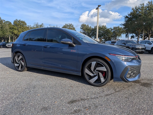 2026 Volkswagen Golf GTI S's photo