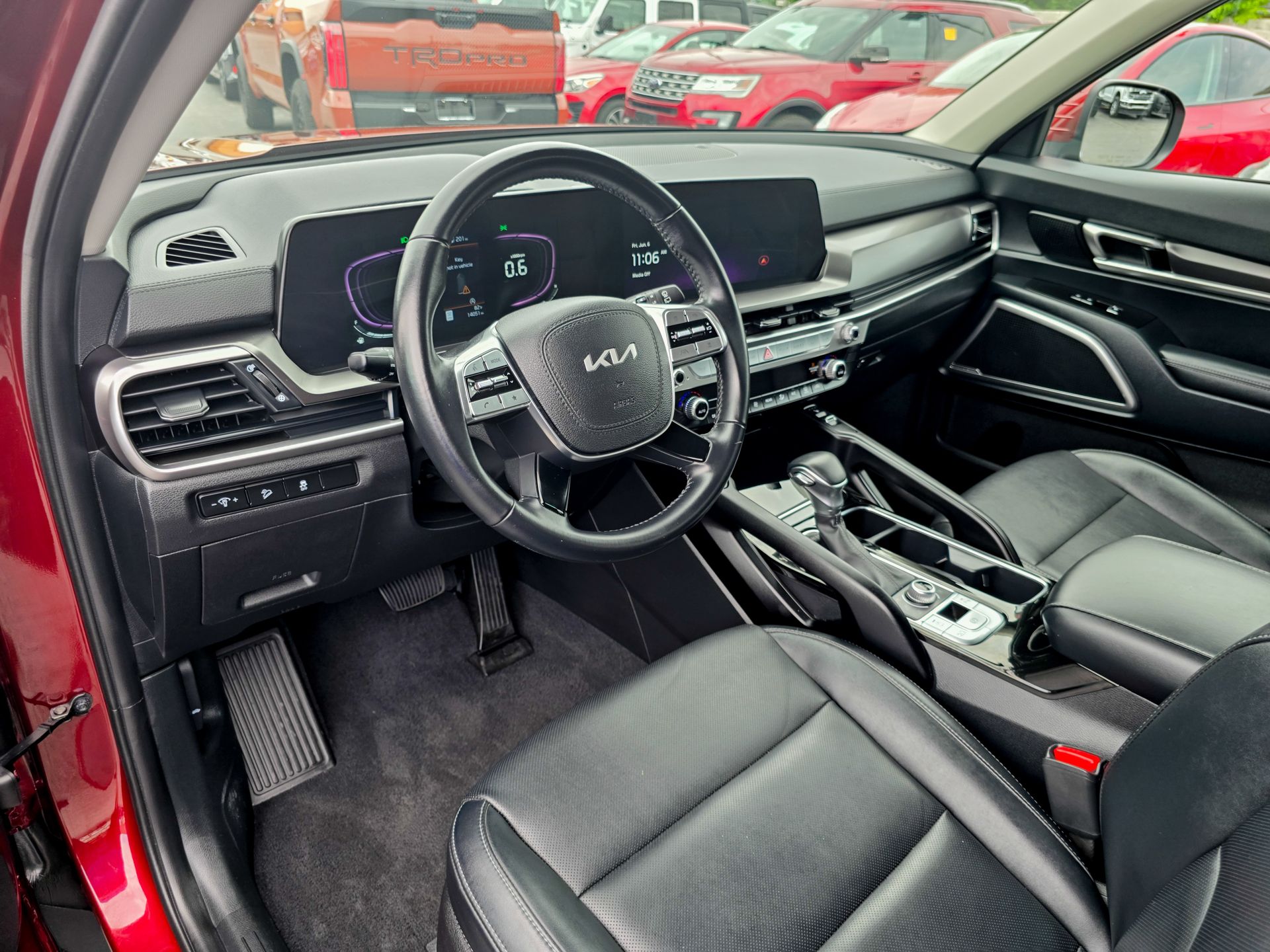 2024 Kia Telluride S photo 6