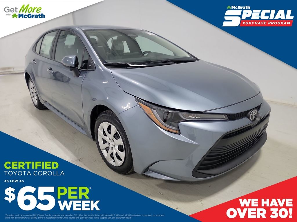 2025 Toyota Corolla LE's photo
