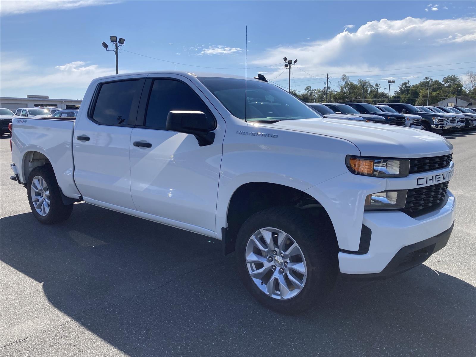 2022 Chevrolet Silverado 1500 Custom photo 9