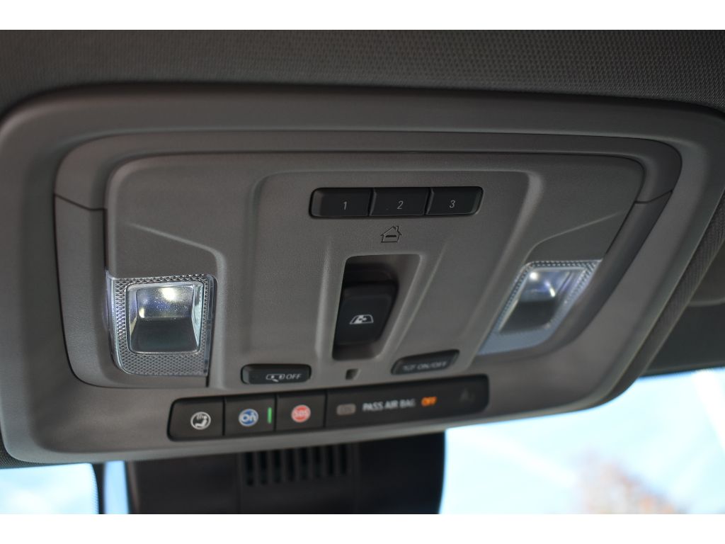 2025 Chevrolet Silverado 1500 RST photo 35